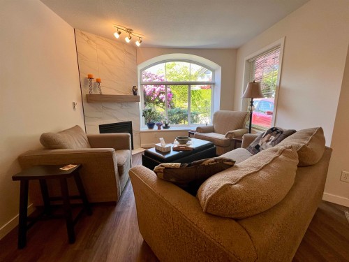 82-23085 118 Avenue, Maple Ridge, BC 