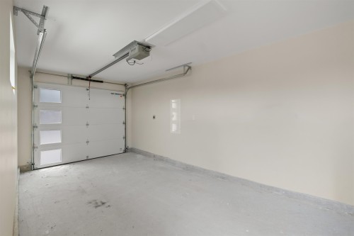 502 5Th Street E, North Vancouver, BC 