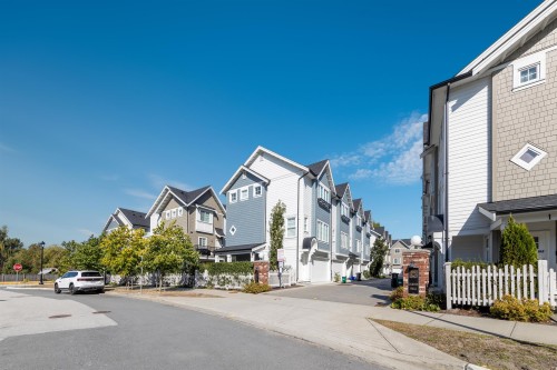 9-9211 Mckim Way  Richmond, BC V6X 0T1