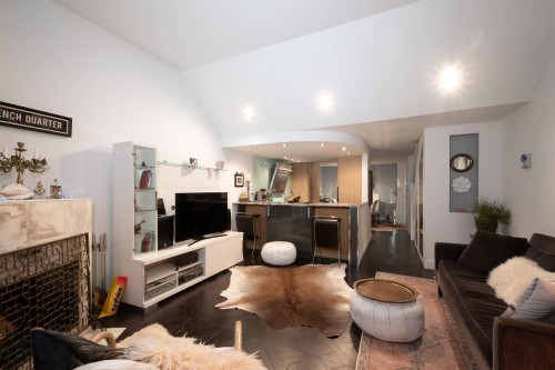 1167 8Th Avenue W, Vancouver, BC 