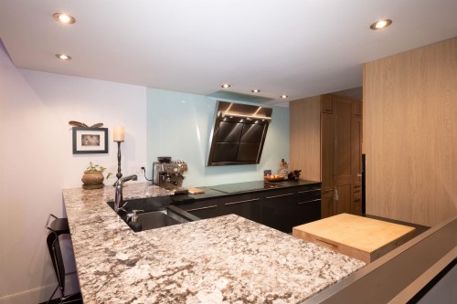1167 8Th Avenue W, Vancouver, BC 