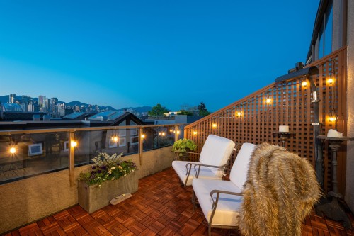 1167 8Th Avenue W, Vancouver, BC 