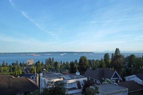 2370 Palmerston Avenue, West Vancouver, BC 