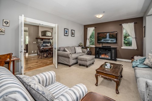 27671 112Th Avenue, Maple Ridge, BC 