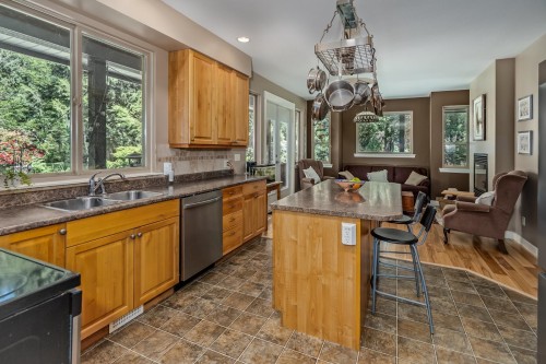 27671 112Th Avenue, Maple Ridge, BC 
