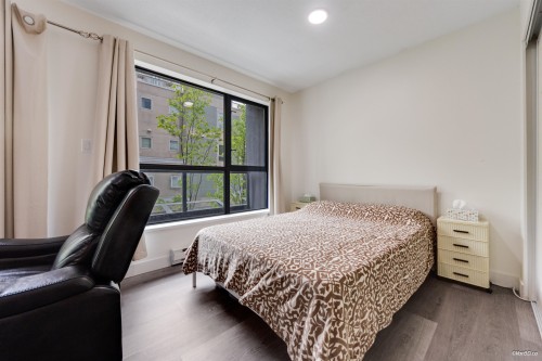 205-3438 Vanness Avenue, Vancouver, BC 