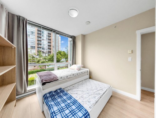 605-2968 Glen Drive, Coquitlam, BC 
