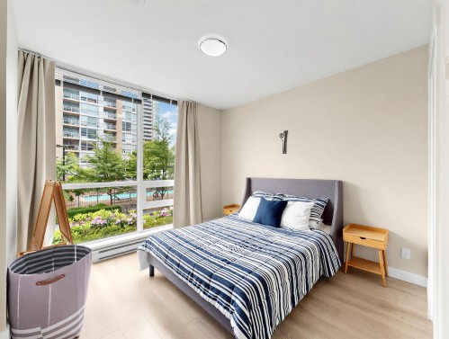 605-2968 Glen Drive, Coquitlam, BC 