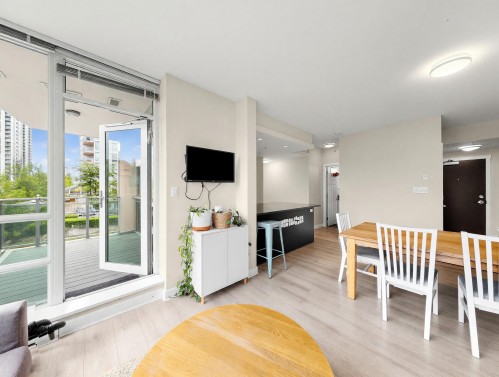 605-2968 Glen Drive, Coquitlam, BC 