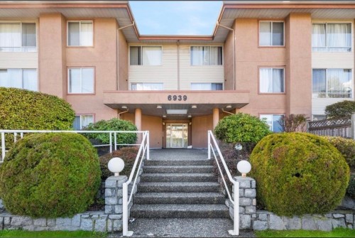 212-6939 Gilley Avenue  Burnaby, BC V5J 4W8