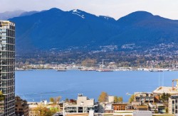 2906-688 Abbott Street  Vancouver, BC V6B 0B9