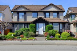 1463 Riverwood Gate  Port Coquitlam, BC V3B 7P1