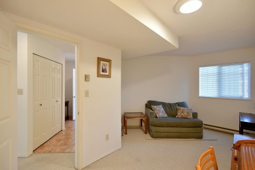 11-5761 Wharf Avenue, Sechelt, BC 