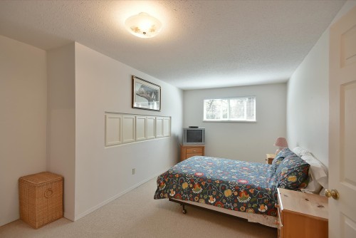11-5761 Wharf Avenue, Sechelt, BC 