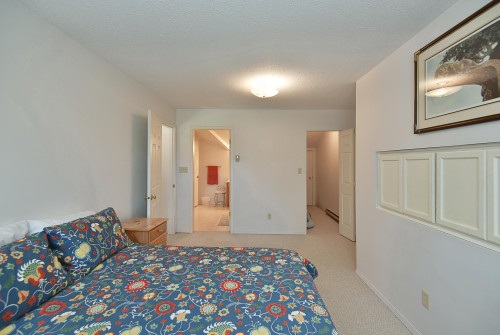 11-5761 Wharf Avenue, Sechelt, BC 