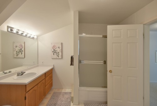 11-5761 Wharf Avenue, Sechelt, BC 