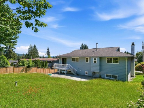 1218 Chamberlain Drive, North Vancouver, BC 