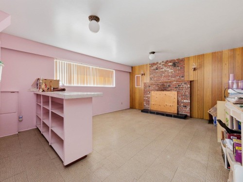 1218 Chamberlain Drive, North Vancouver, BC 