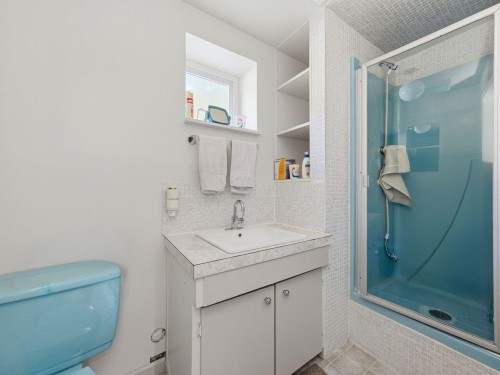 1218 Chamberlain Drive, North Vancouver, BC 