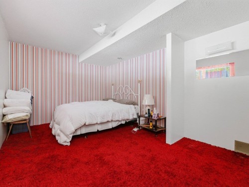 1218 Chamberlain Drive, North Vancouver, BC 