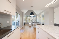 410-2755 Maple Street Vancouver, BC V6J 5K1
