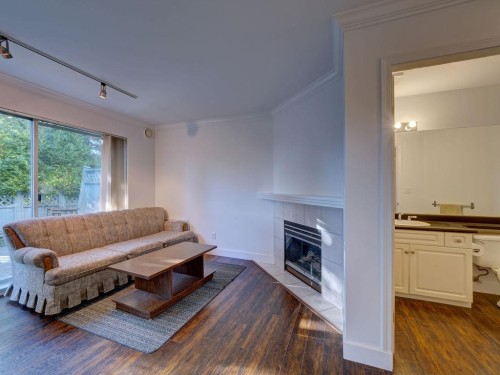 5-5740 Marine Way, Sechelt, BC 