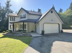 1499 Hanbury Road Roberts Creek, BC V0N 2W1