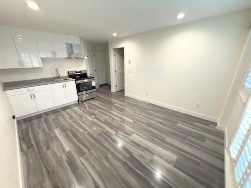 3488 30Th Avenue W, Vancouver, BC 