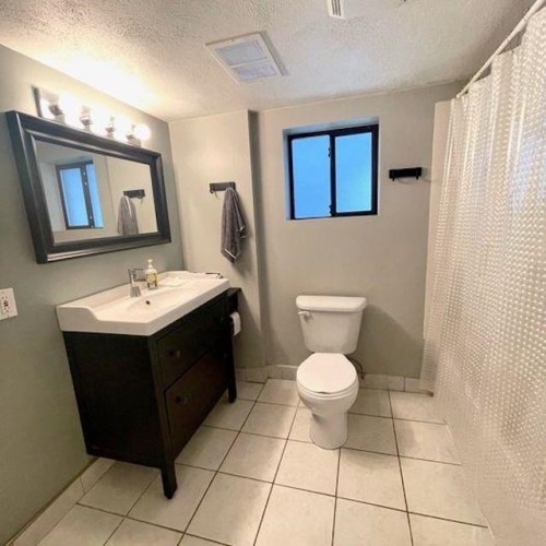 1748 Napier Street, Vancouver, BC 