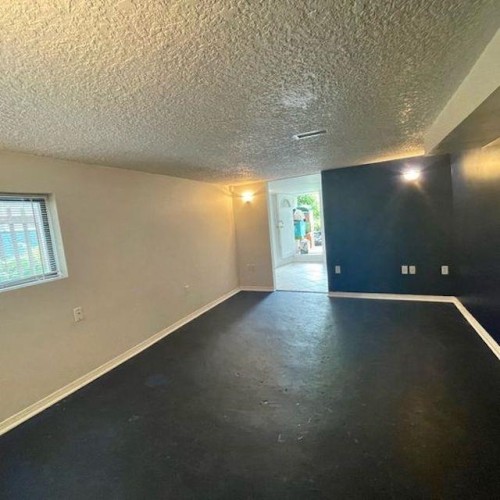 1748 Napier Street, Vancouver, BC 