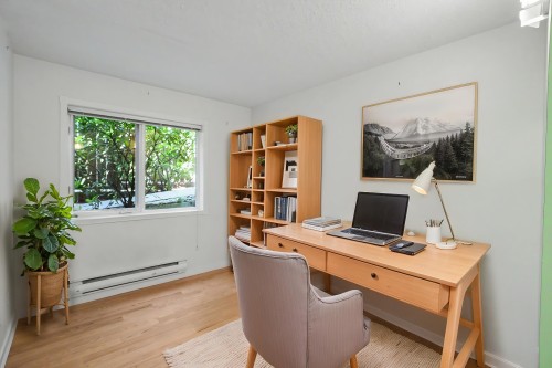 1868 15Th Avenue W, Vancouver, BC 