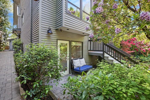 1868 15Th Avenue W, Vancouver, BC 