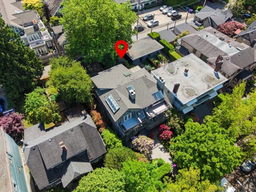 1868 15Th Avenue W, Vancouver, BC 