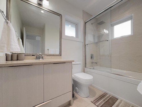 7826 Bennett Road, Richmond, BC 
