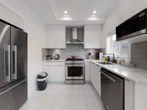 7826 Bennett Road, Richmond, BC 