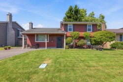 10851 Rosecroft Crescent Richmond, BC V6A 2J2