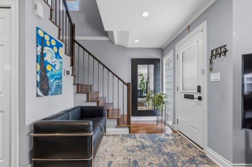 31 15Th Avenue W, Vancouver, BC 