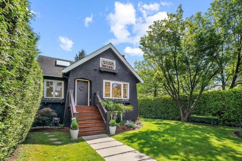 3392 8Th Avenue W, Vancouver, BC 