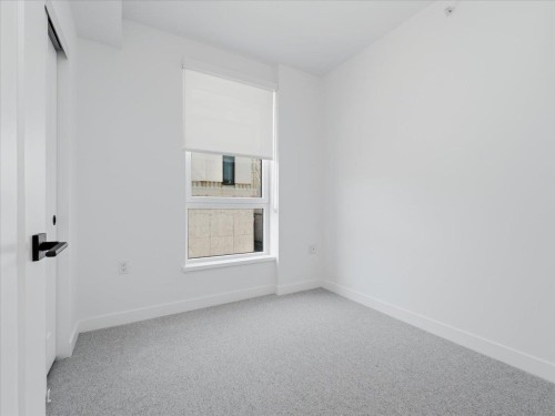 6833 Cambie Street, Vancouver, BC 