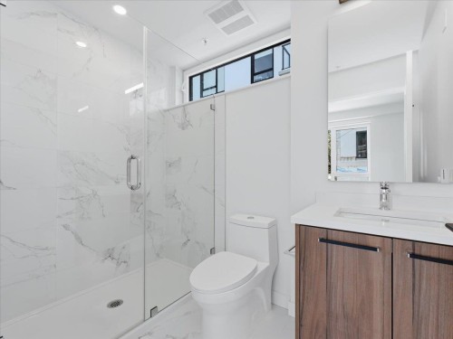 6833 Cambie Street, Vancouver, BC 