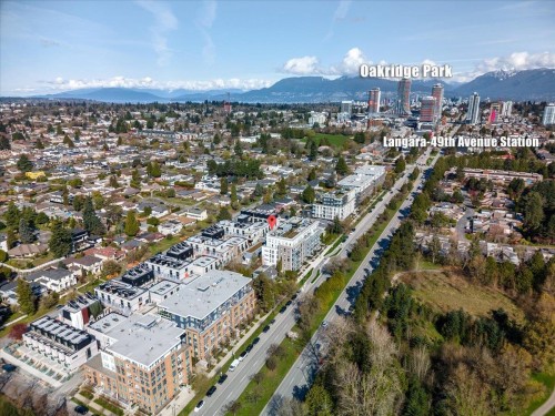 6833 Cambie Street, Vancouver, BC 