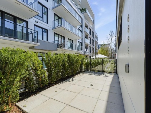 6833 Cambie Street, Vancouver, BC 
