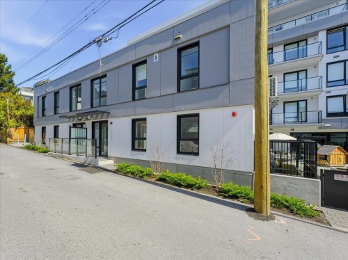 6833 Cambie Street, Vancouver, BC 