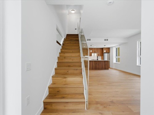 6833 Cambie Street, Vancouver, BC 