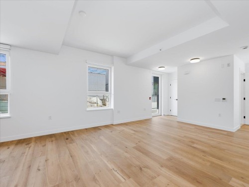 6833 Cambie Street, Vancouver, BC 