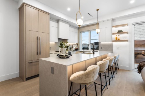 2-3275 Graveley Street, Vancouver, BC 