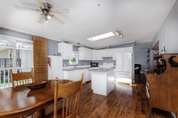 760 Hillcrest Road Gibsons, BC V0N 1V9