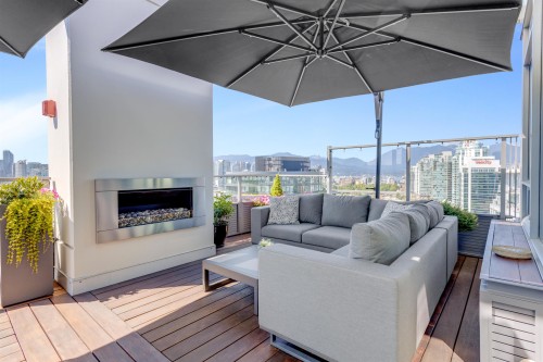 2101-110 Switchmen Street, Vancouver, BC 