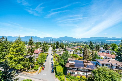 1006-4567 Hazel Street, Burnaby, BC 