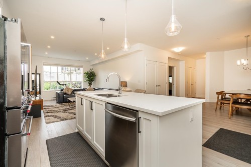 204-12367 224 Street, Maple Ridge, BC 